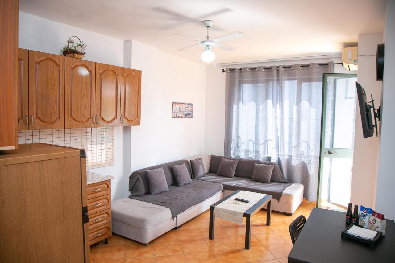 A&B Apartment Golem  Bagian luar foto