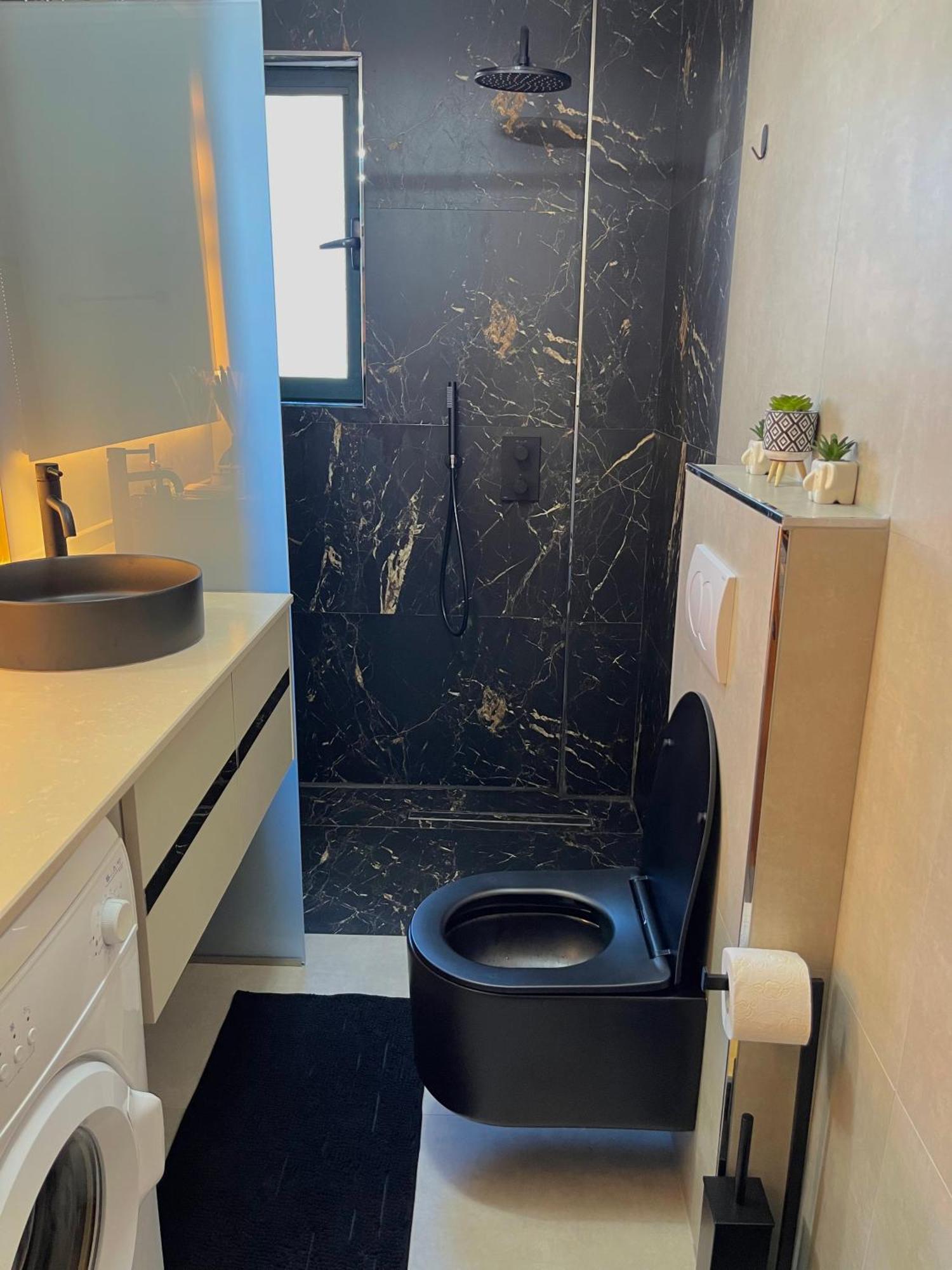 A&B Apartment Golem  Bagian luar foto